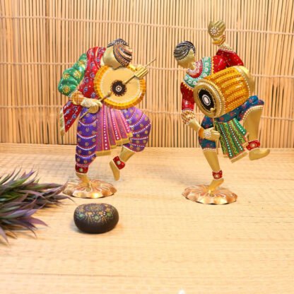 Colourful Dancing Men Set of 2 - Image 4