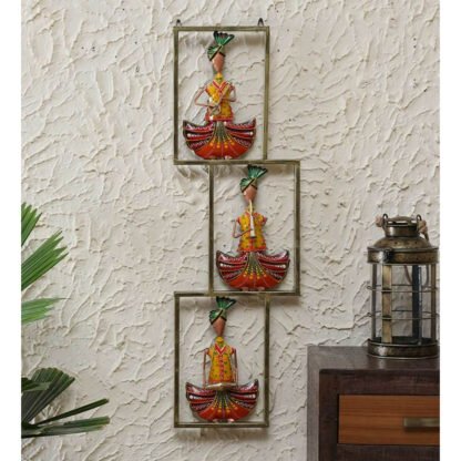 HM_1031_Wrought Iron Musician Wall Art In Multicolour
