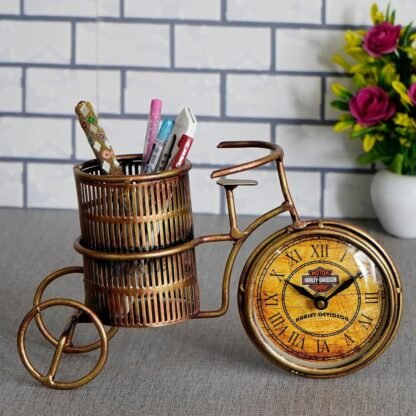 Cycle Pen stand with clock