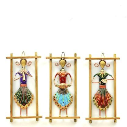 Rajasthani Musician frame for wall decoration - Set of 3 - Image 6