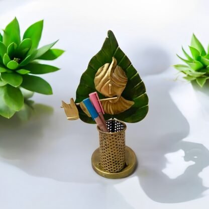 Krishna Leaf Pen Stand