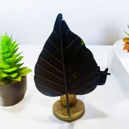 Krishna Leaf Pen Stand - Image 3